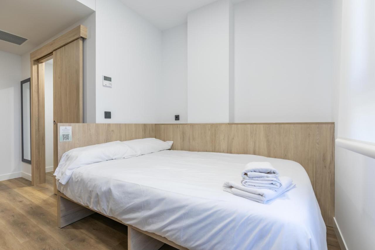Micampus Xaudaro Student Residence Madrid Bagian luar foto