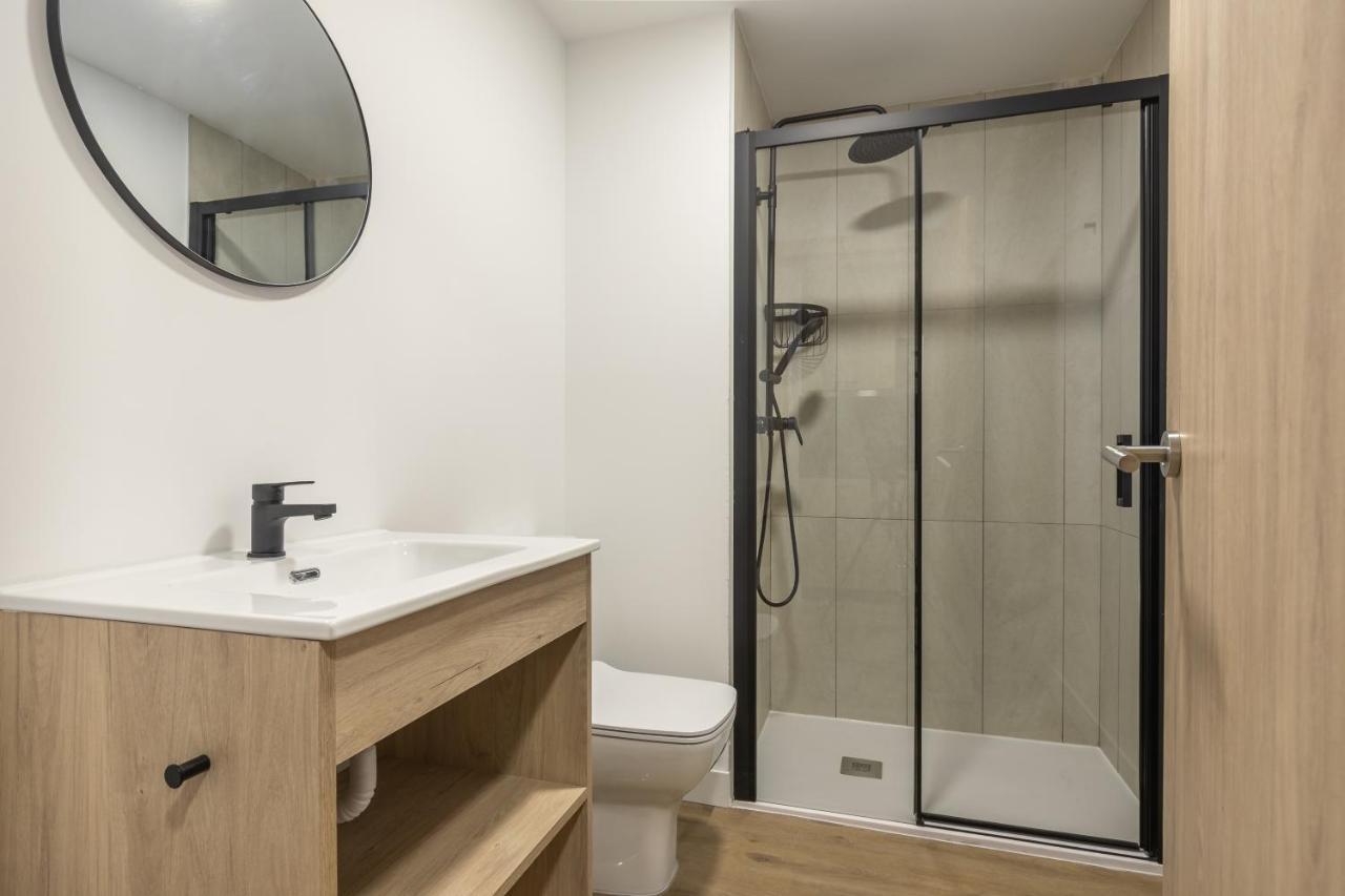 Micampus Xaudaro Student Residence Madrid Bagian luar foto