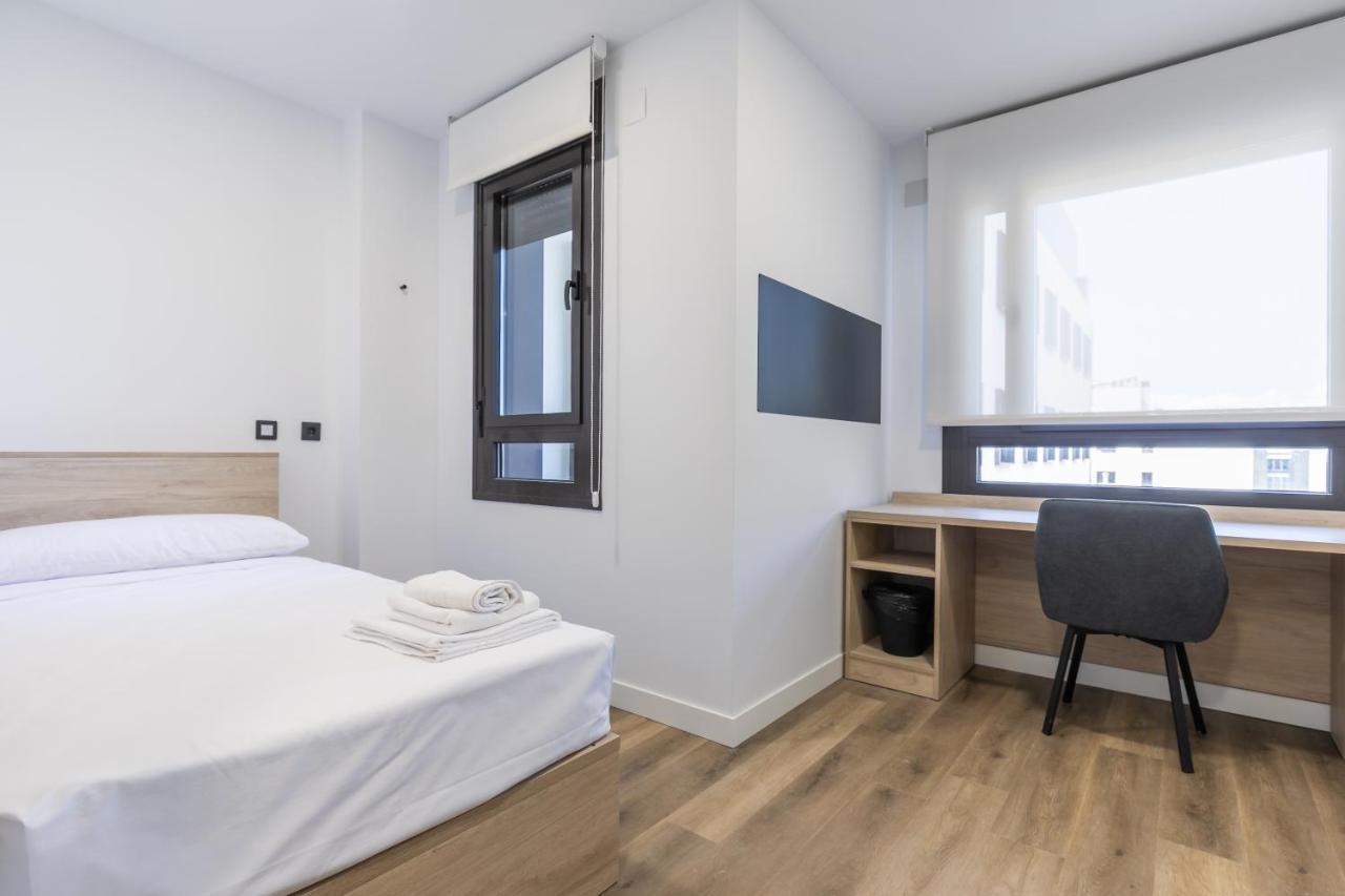 Micampus Xaudaro Student Residence Madrid Bagian luar foto
